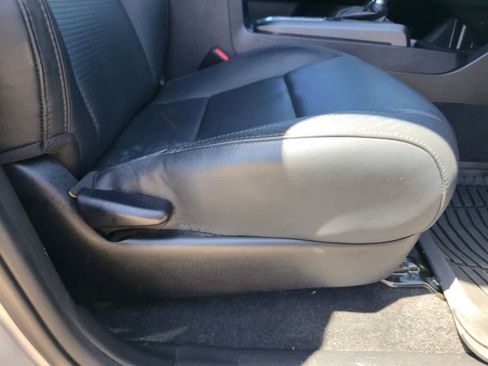 Used 2019 Toyota Tacoma TRD Off-Road w/ TRD Premium Off Road Package image 11