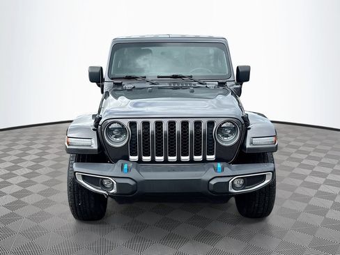 Used 2023 Jeep Wrangler Unlimited Sahara w/ Cold Weather Group AWD/4WD image 2