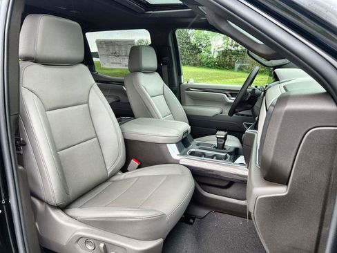 New 2026 Chevrolet Silverado 1500 LTZ w/ Z71 Off-Road Package AWD/4WD image 23