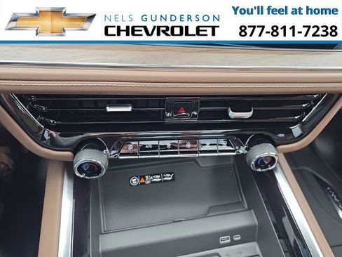 New 2026 Chevrolet Tahoe High Country AWD/4WD image 34