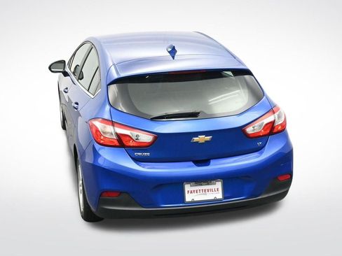 Used 2017 Chevrolet Cruze LT w/ Convenience Package image 28