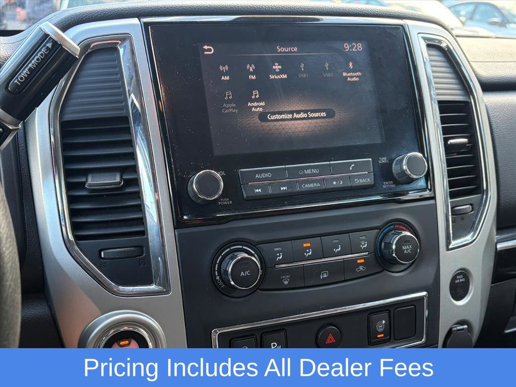 Used 2021 Nissan Titan SV AWD/4WD image 13