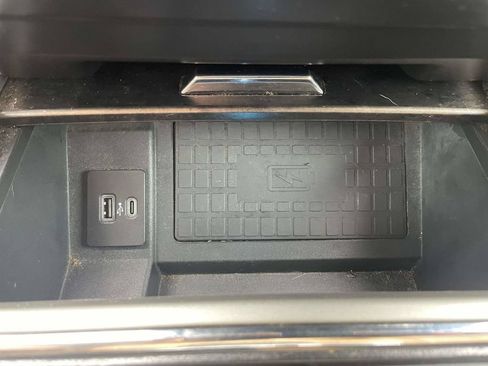 Used 2022 Ford F350 Lariat w/ Lariat Ultimate Package AWD/4WD image 23