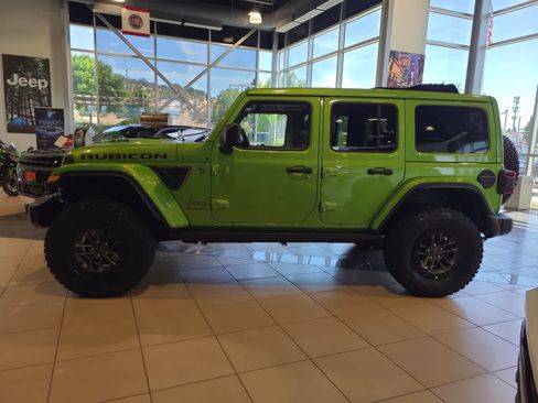 New 2025 Jeep Wrangler Unlimited Rubicon 392 image 11