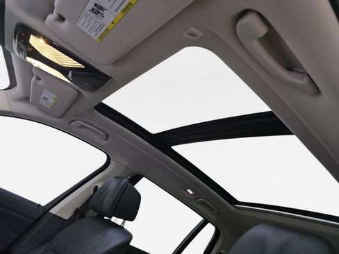 Certified 2025 BMW X7 xDrive40i w/ Executive Package image 26