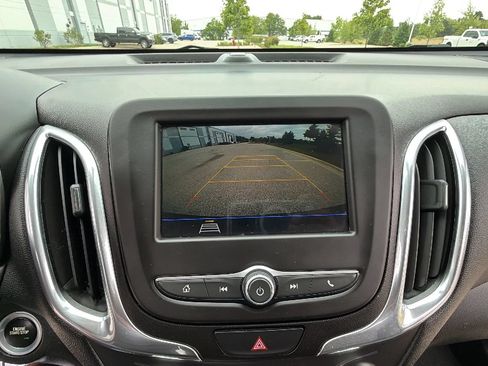 Used 2019 Chevrolet Equinox LT FWD image 22