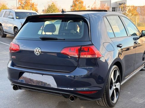 Used 2017 Volkswagen GTI SE image 33