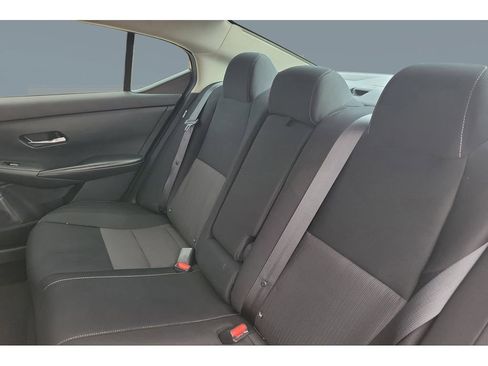 Used 2020 Nissan Sentra SV image 16