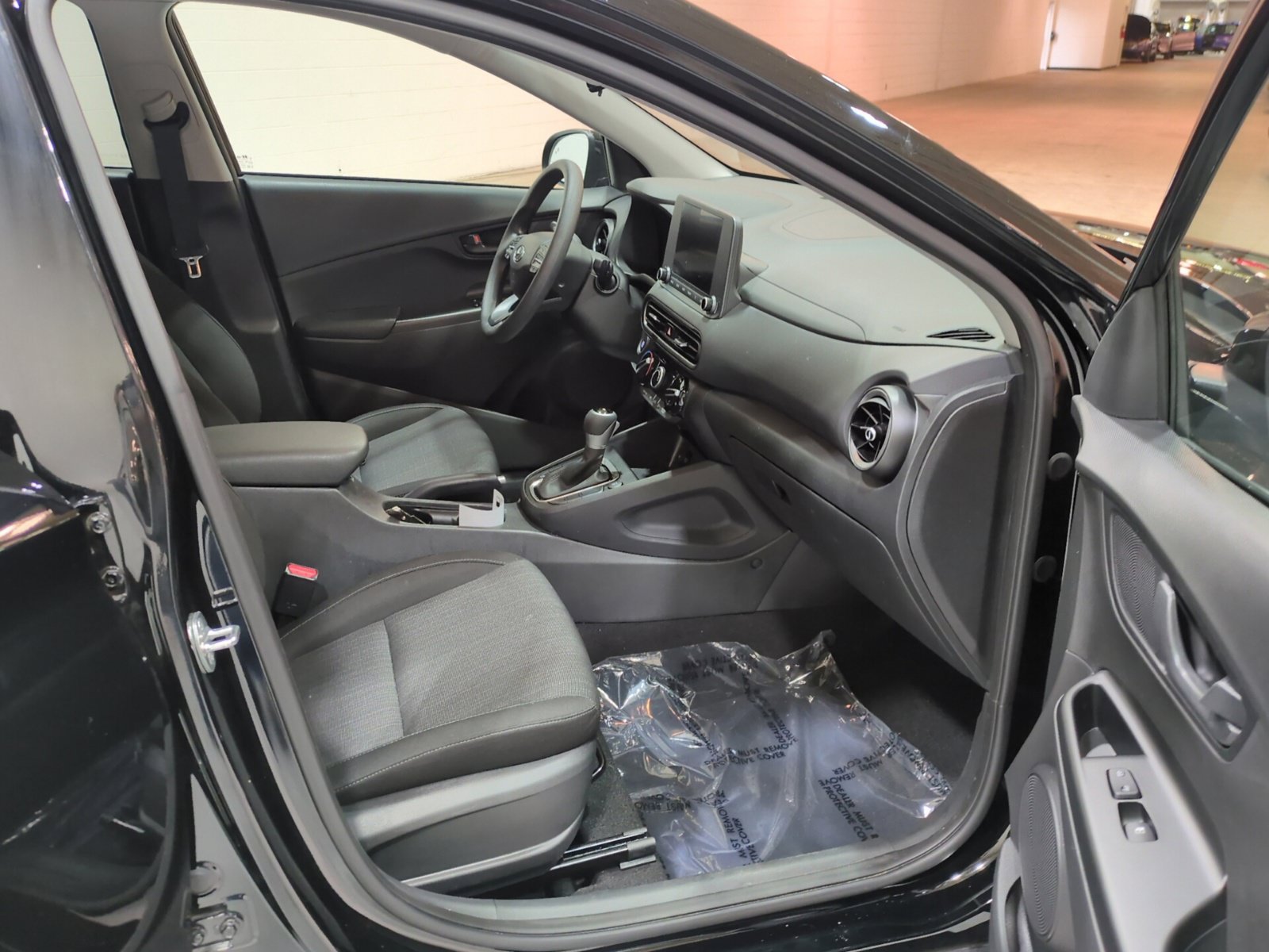 Certified 2023 Hyundai Kona SEL w/ Cargo Package AWD/4WD image 9