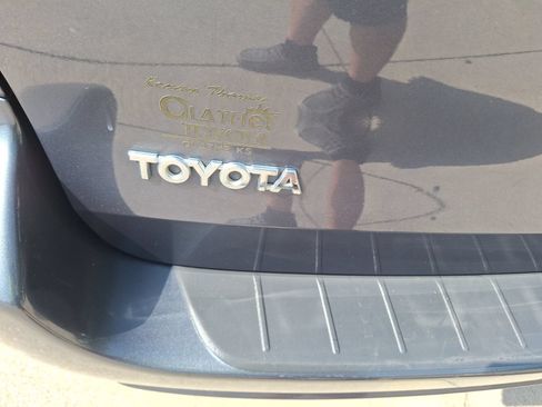 Used 2006 Toyota Sienna XLE FWD image 13