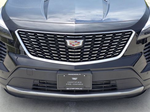 Certified 2023 Cadillac XT4 Premium Luxury w/ Technology Package FWD image 8