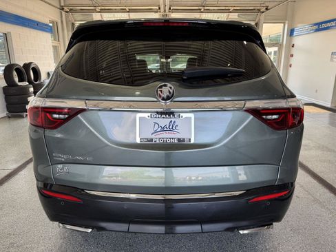 Used 2022 Buick Enclave Essence w/ Experience Buick Package AWD/4WD image 10