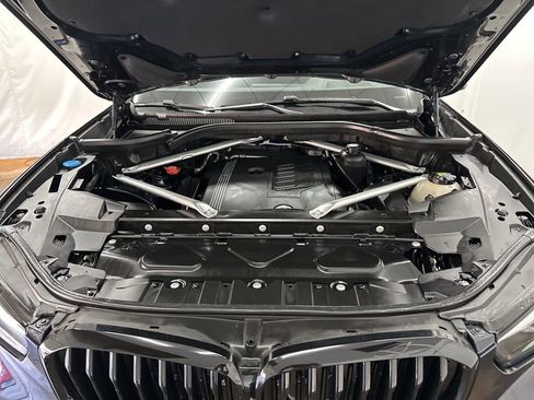 Used 2023 BMW X5 sDrive40i w/ M Sport Package image 33