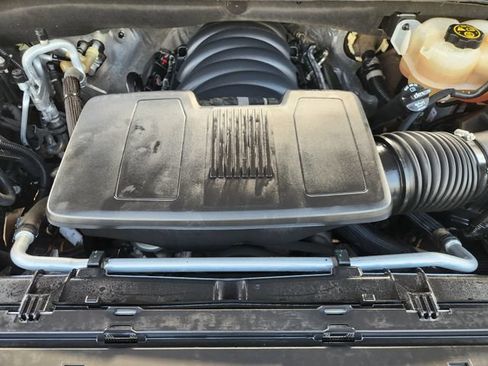 Used 2021 Chevrolet Suburban Z71 AWD/4WD image 30