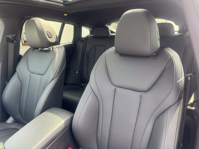 Certified 2025 BMW X4 xDrive30i AWD/4WD image 19
