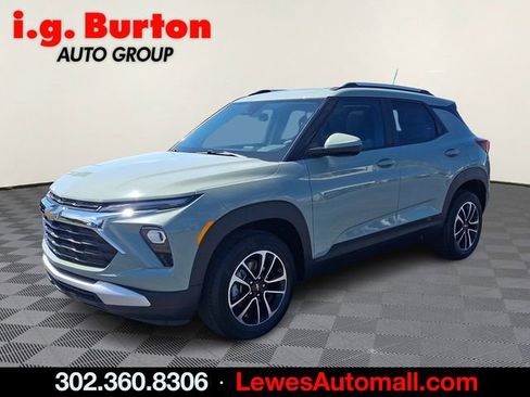 New 2026 Chevrolet TrailBlazer LT w/ Convenience Package image 2