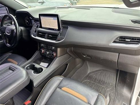 Used 2021 GMC Yukon AT4 w/ AT4 Premium Package image 17