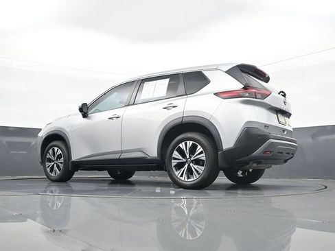 Used 2022 Nissan Rogue SV AWD/4WD image 27