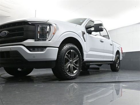 Used 2022 Ford F150 Lariat w/ Equipment Group 502A High image 18