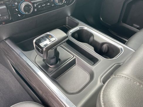 Used 2023 Chevrolet Silverado 1500 LTZ image 18