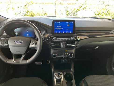 Used 2023 Ford Escape ST-Line image 33