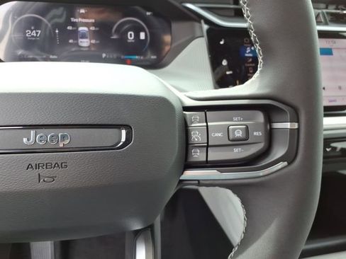 New 2026 Jeep Cherokee Limited image 11