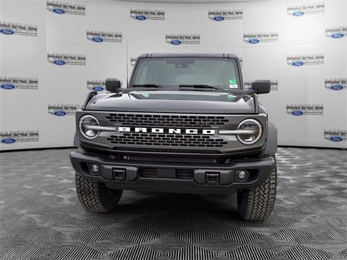 New 2025 Ford Bronco Badlands w/ Sasquatch Package image 8