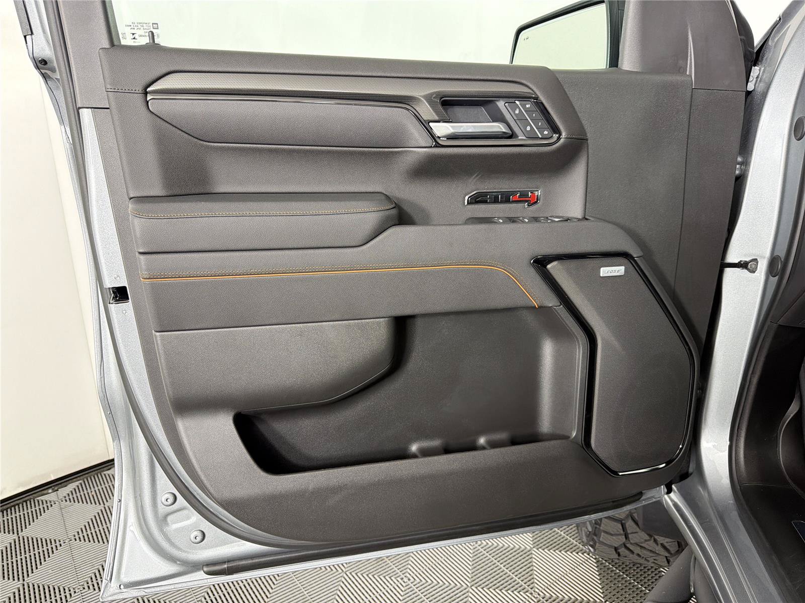 New 2026 GMC Sierra 1500 AT4 w/ AT4 Premium Package AWD/4WD image 8