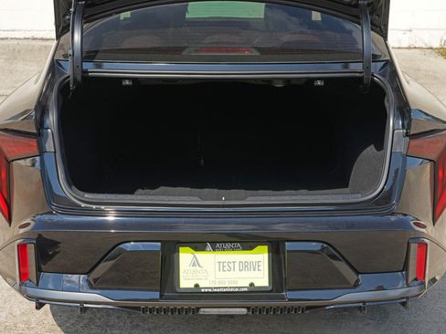 Used 2025 Kia K4 GT-Line w/ GT-Line Premium Package FWD image 9