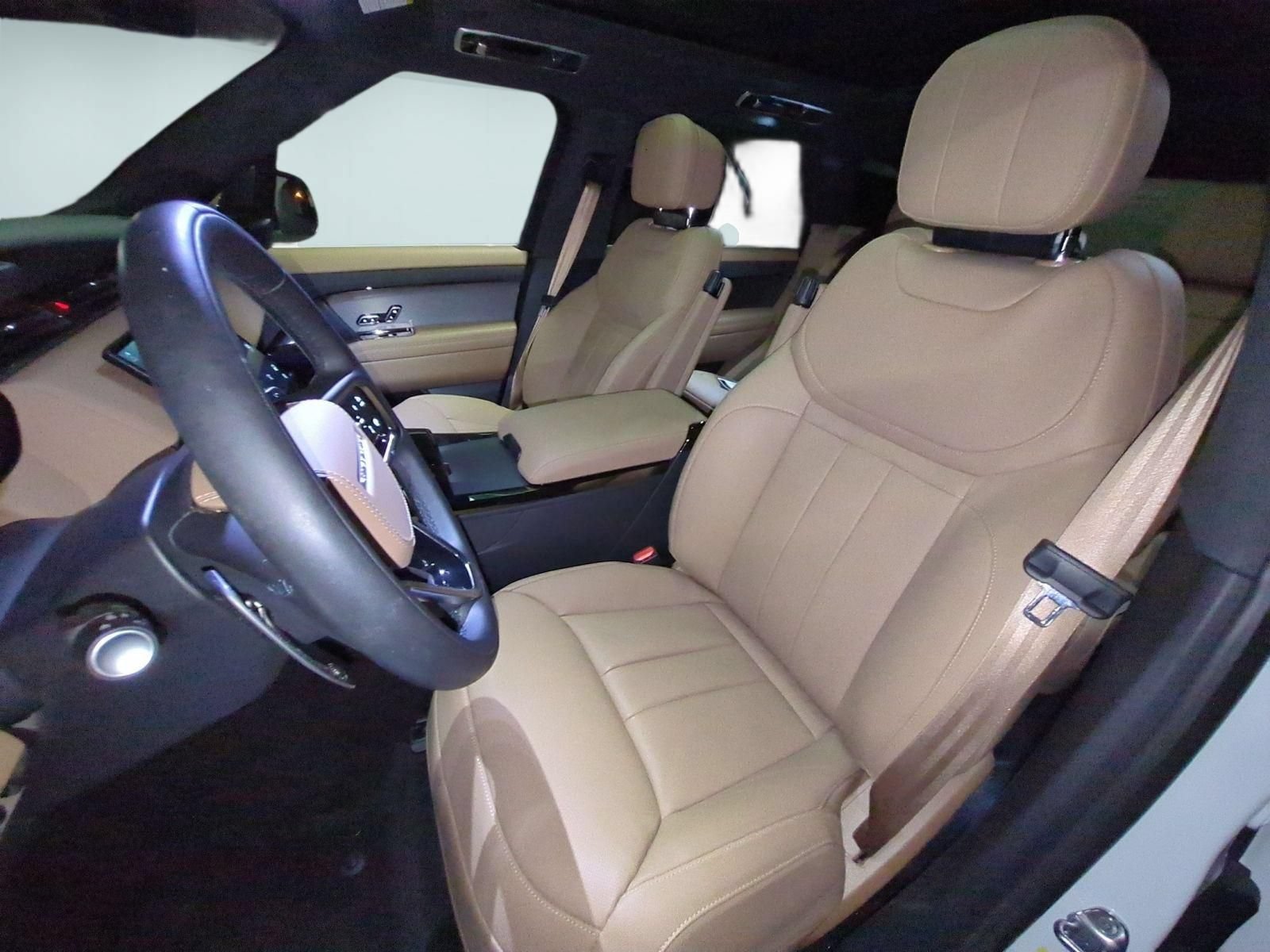 New 2026 Land Rover Range Rover Sport SE AWD/4WD image 15
