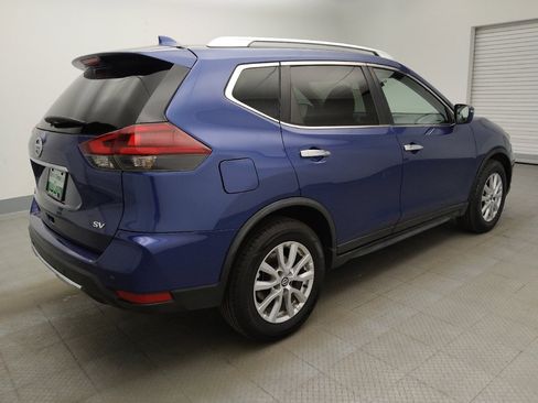 Used 2020 Nissan Rogue SV FWD image 10