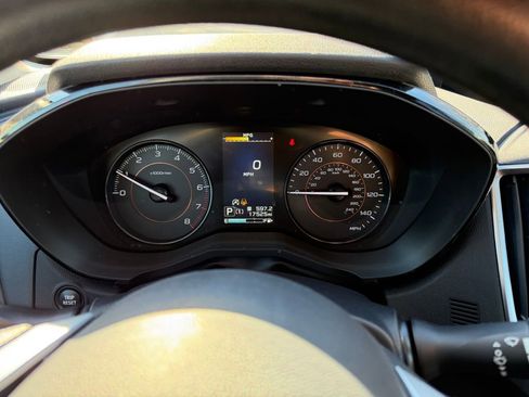 Used 2023 Subaru Crosstrek 2.0i image 24