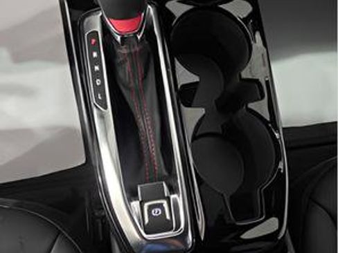 New 2026 Chevrolet Trax RS w/ Driver Confidence Package FWD image 22