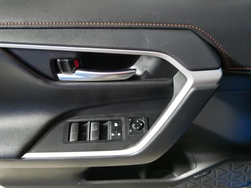Used 2021 Toyota RAV4 Adventure AWD/4WD image 19