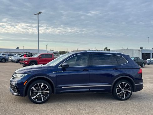 Used 2022 Volkswagen Tiguan SEL R-Line AWD/4WD image 13