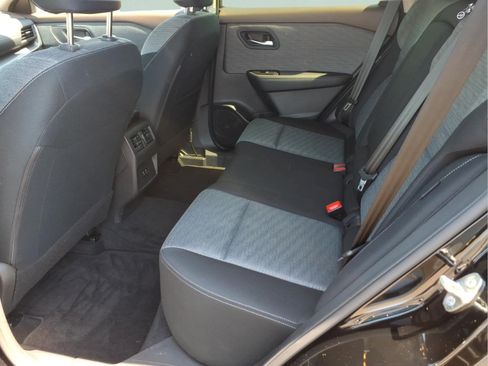 Certified 2023 Nissan Rogue SV AWD/4WD image 12