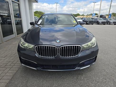Used 2016 BMW 740i 740i image 2