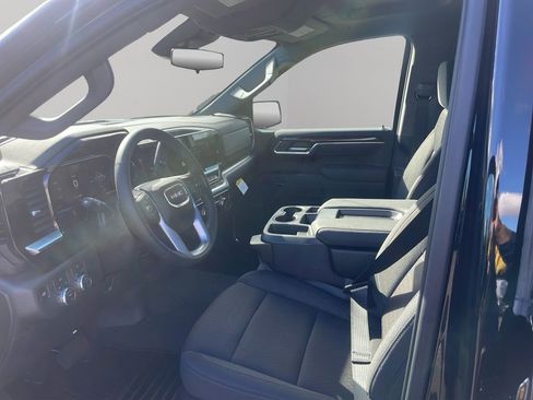 New 2026 GMC Sierra 1500 Elevation image 11