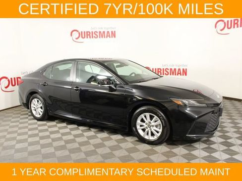 Used 2025 Toyota Camry LE FWD image 10