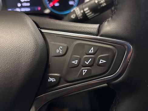 Used 2024 Chevrolet Equinox LT image 18