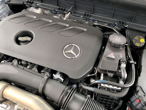 New 2026 Mercedes-Benz GLB 250 4MATIC image 27