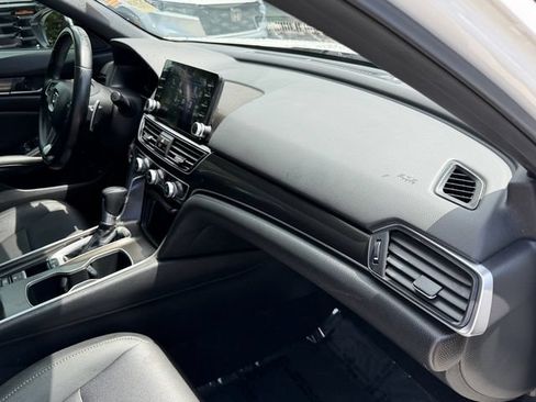 Used 2020 Honda Accord Sport image 18