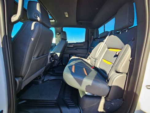 New 2026 GMC Sierra 1500 AT4 w/ AT4 Premium Package AWD/4WD image 34