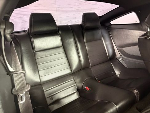 Used 2014 Ford Mustang GT Premium image 30