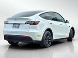 Used 2021 Tesla Model Y Long Range image 4