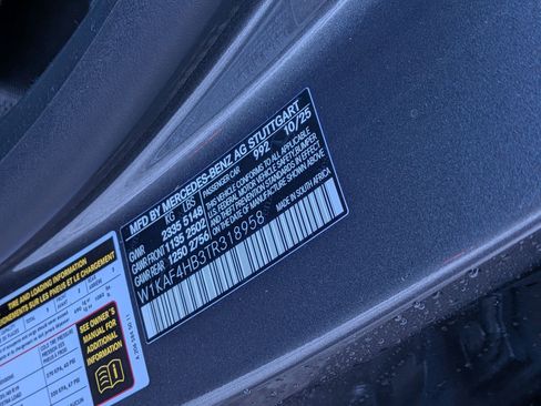 New 2026 Mercedes-Benz C 300 4MATIC Sedan image 17