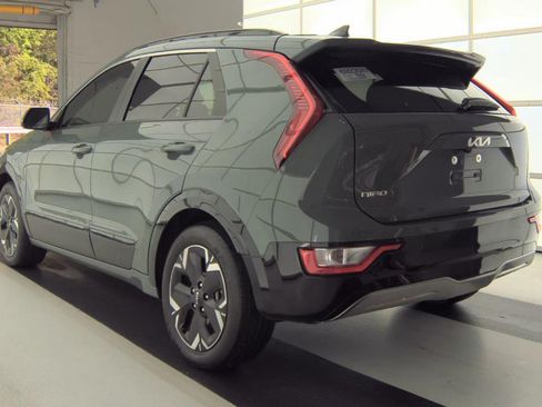 Certified 2023 Kia Niro Wind FWD image 8