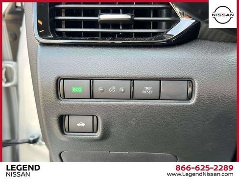 Used 2023 Nissan Sentra SV FWD image 19