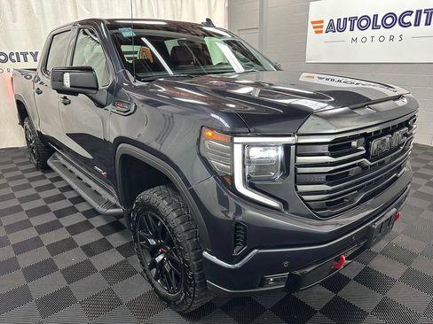 Used 2024 GMC Sierra 1500 AT4 w/ Technology Package AWD/4WD image 3