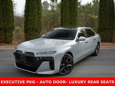 Used 2023 BMW 760i xDrive w/ Executive Package image 1